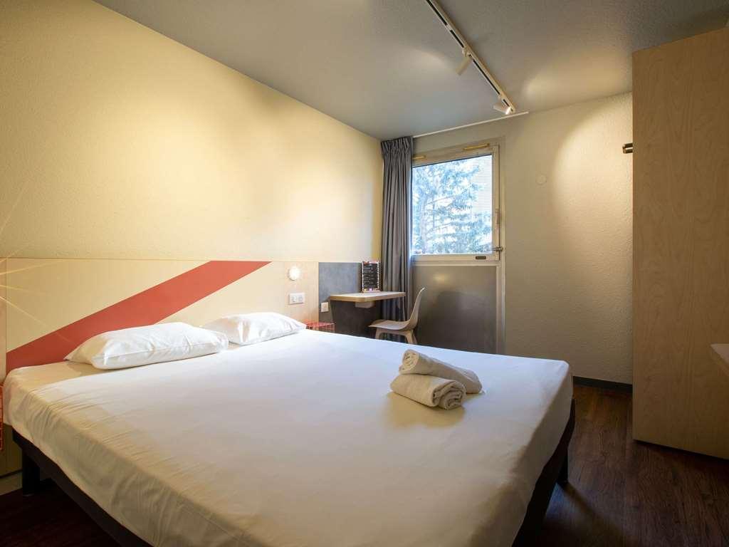 Hotel Ibis Budget Avignon Centre Zimmer foto